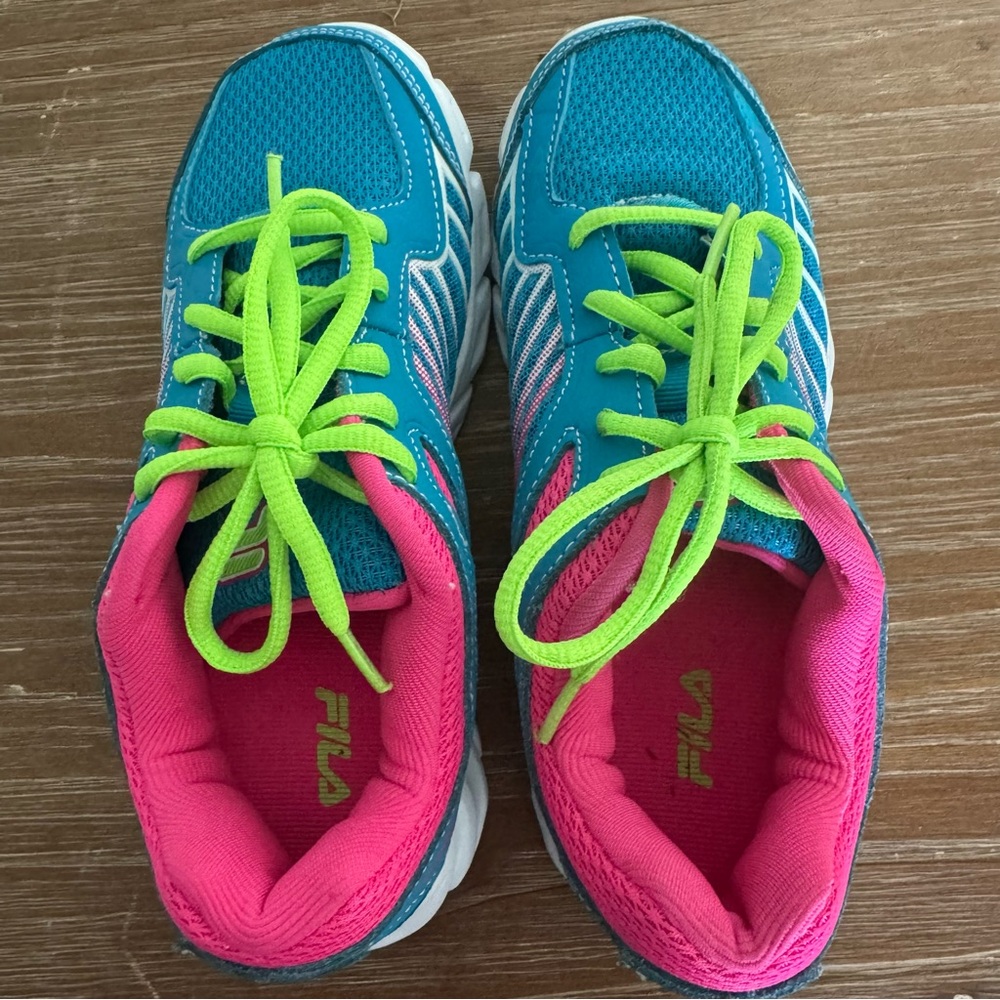 Girls Fila Radical 3 Running Shoe Size 3 Blue Green Pink - Picture 6 of 7